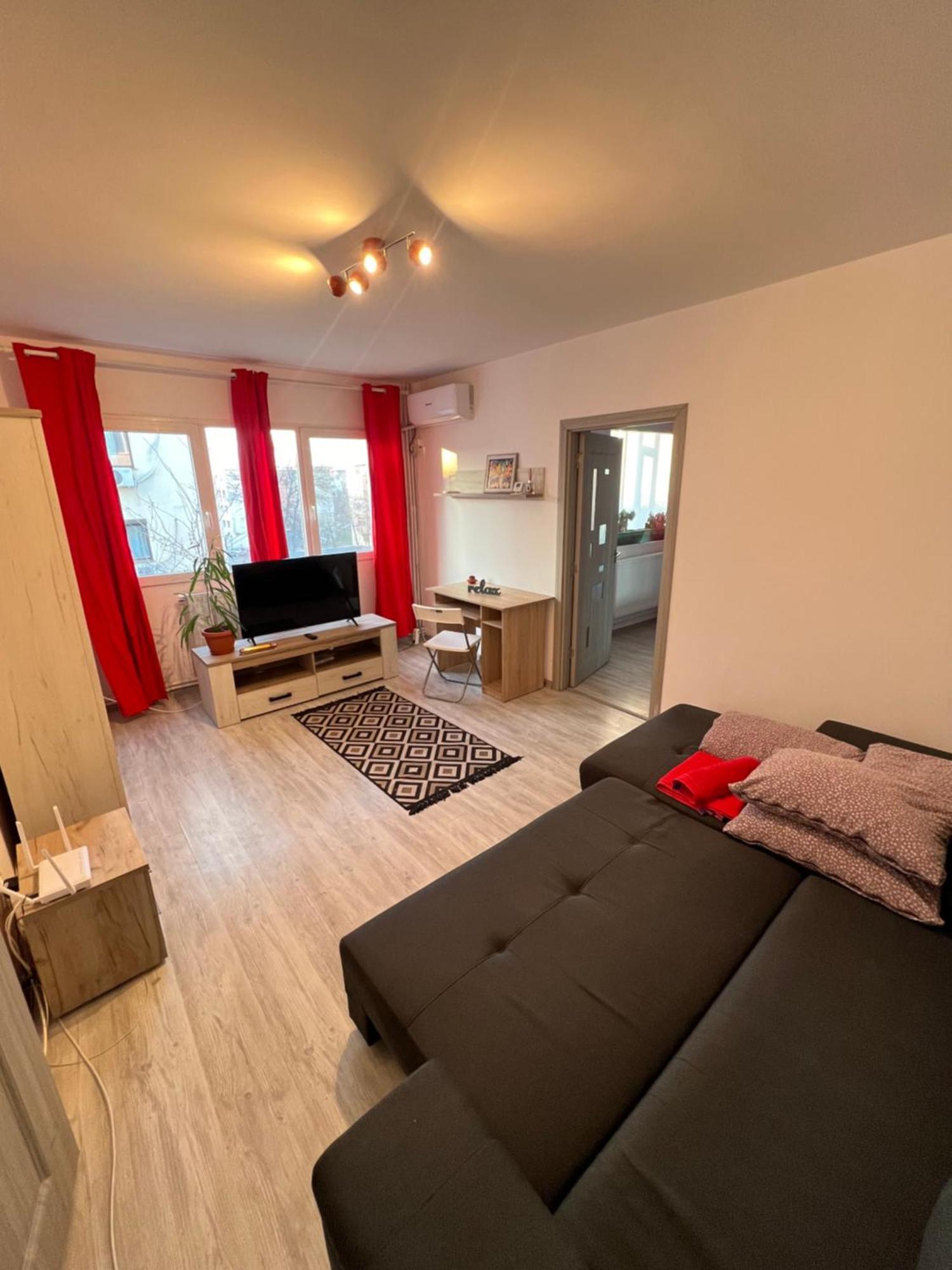 3 Rooms Apartment Airy & Bright Palas Style Iasi Exterior photo